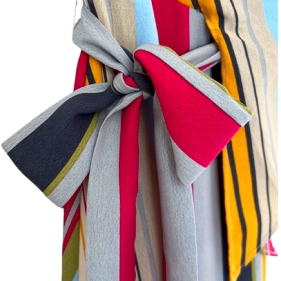 Lulu's Esplanade Drape Front Halter Maxi Dress Size: XS - Picture 11 of 15